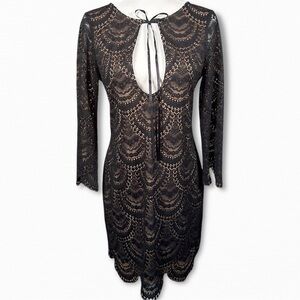 NWOT For Love & Lemons Rosalita Black Lace Mini Dress Keyhole Tie Size Medium